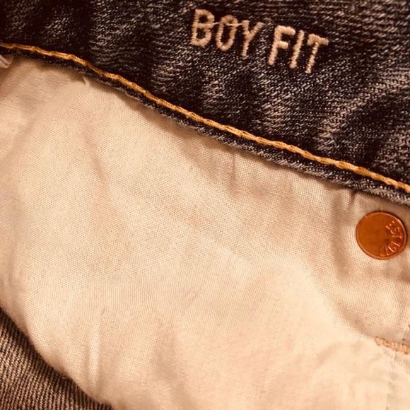 American Eagle Boy Fit Jeans📱📀📷!!! Size 8, Regular - Picture 4 of 5